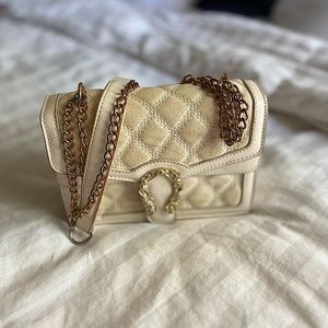 Chain cross Body bag
